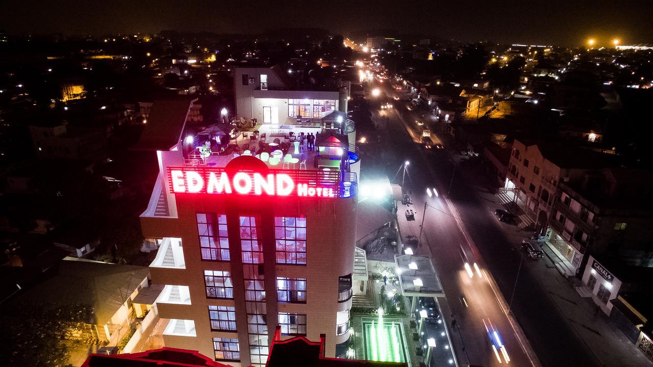Edmond Hotel Brazzaville Buitenkant foto