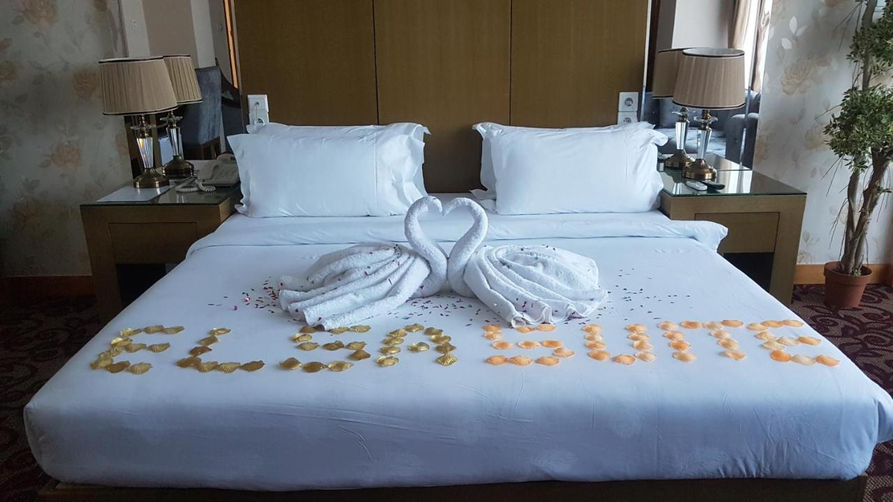 Edmond Hotel Brazzaville Buitenkant foto