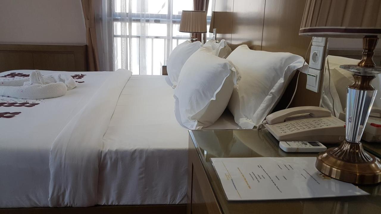 Edmond Hotel Brazzaville Buitenkant foto