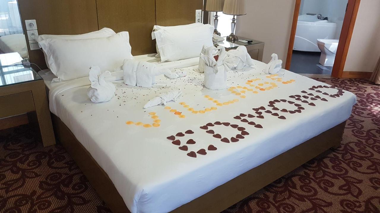 Edmond Hotel Brazzaville Buitenkant foto